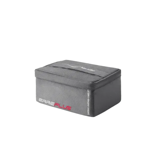 CLOSE_CLEANER_KIT_FOR_SADDLES.webp