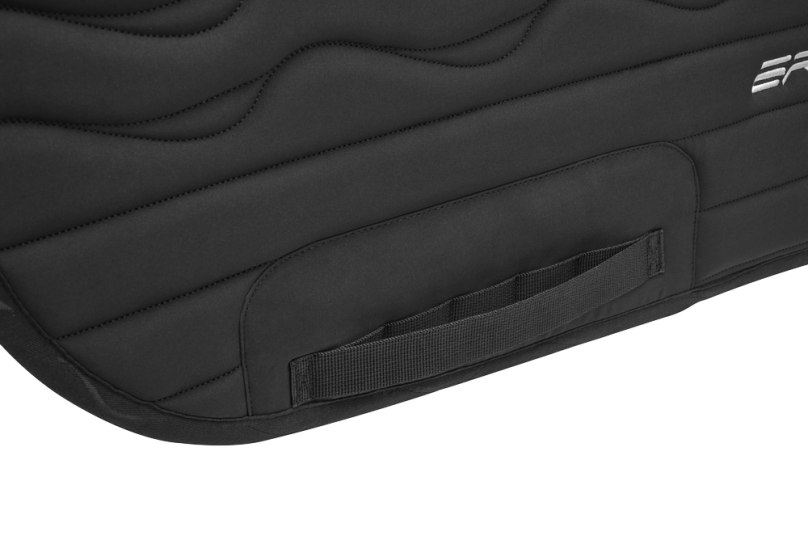 Dressurschabracke_schwarz_detail.png